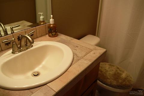 63146 Peale St, Bend, OR 97701 photo 11
