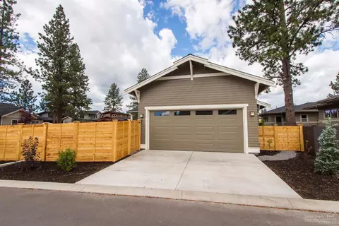1846 NW Fields St, Bend, OR 97703 photo 25