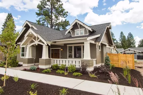 1846 NW Fields St, Bend, OR 97703 photo 1