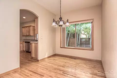 61102 Halley St, Bend, OR 97702 photo 10