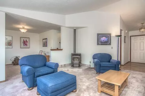 20784 Solstice Ct, Bend, OR 97701 photo 5