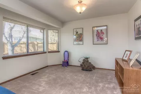 20784 Solstice Ct, Bend, OR 97701 photo 7