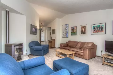 20784 Solstice Ct, Bend, OR 97701 photo 6