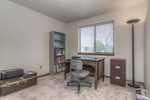 20784 Solstice Ct, Bend, OR 97701 photo 18