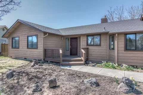 20784 Solstice Ct, Bend, OR 97701 photo 1