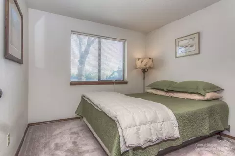 20784 Solstice Ct, Bend, OR 97701 photo 20