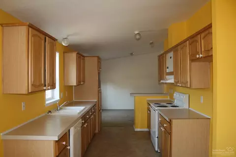 16540 William Foss Rd, La Pine, OR 97739 photo 12