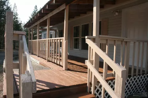 16540 William Foss Rd, La Pine, OR 97739 photo 3
