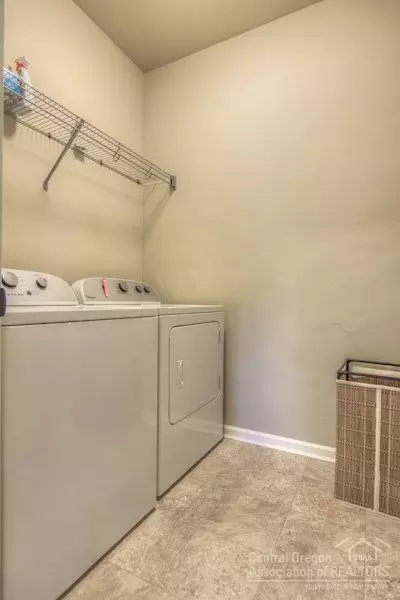 60363 Hedgewood Ln, Bend, OR 97702 photo 22