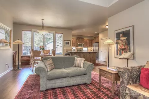 60363 Hedgewood Ln, Bend, OR 97702 photo 14