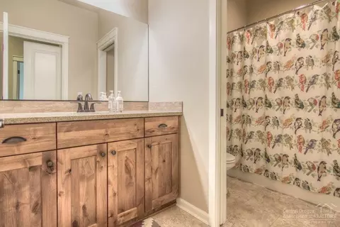 60363 Hedgewood Ln, Bend, OR 97702 photo 16