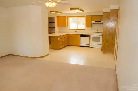 18135 4th Ave, Bend, OR 97703 photo 10