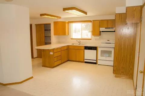 18135 4th Ave, Bend, OR 97703 photo 11