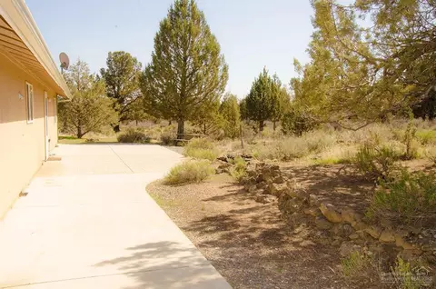 18135 4th Ave, Bend, OR 97703 photo 24