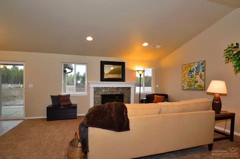21379 NEagle Crossing Ave, Bend, OR 97701 photo 12