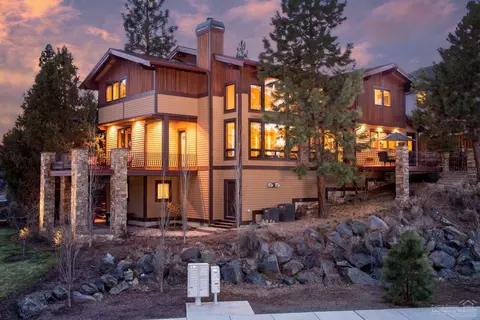 2912 NW Celilo, Bend, OR 97703 photo 1