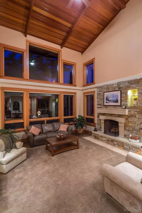 2912 NW Celilo, Bend, OR 97703 photo 8