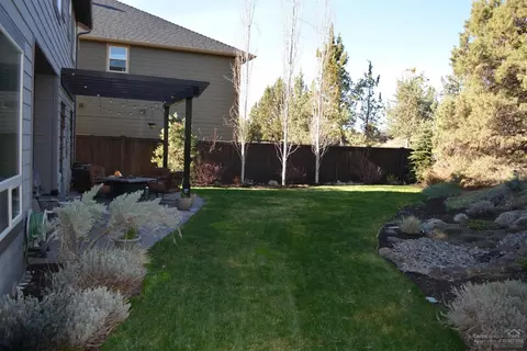 63113 Dakota Dr, Bend, OR 97701 photo 19