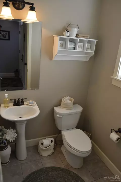 63113 Dakota Dr, Bend, OR 97701 photo 12
