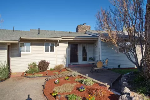 61843 Dobbin Rd, Bend, OR 97702 photo 4