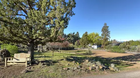 61843 Dobbin Rd, Bend, OR 97702 photo 22