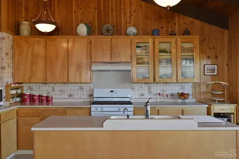 61843 Dobbin Rd, Bend, OR 97702 photo 9