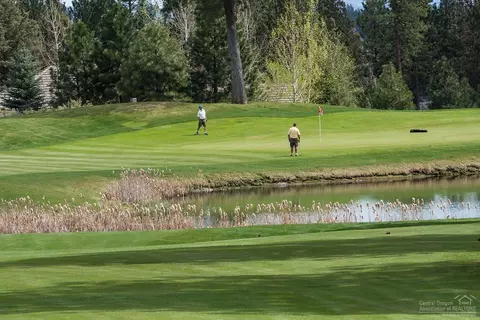 19570 Green Lakes Loop, Bend, OR 97702 photo 23