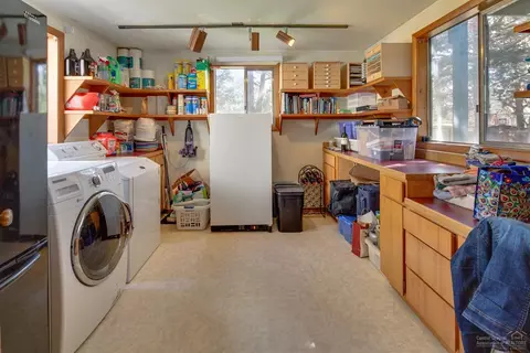 61954 Rawhide Dr, Bend, OR 97702 photo 18