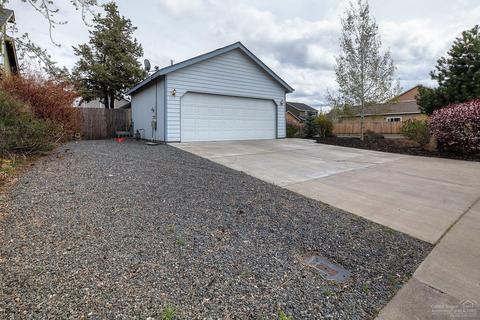 704 NE Mason Rd, Bend, OR 97701 photo 5