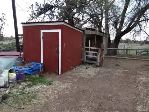 64935 Half Mile Ln, Bend, OR 97701 photo 15