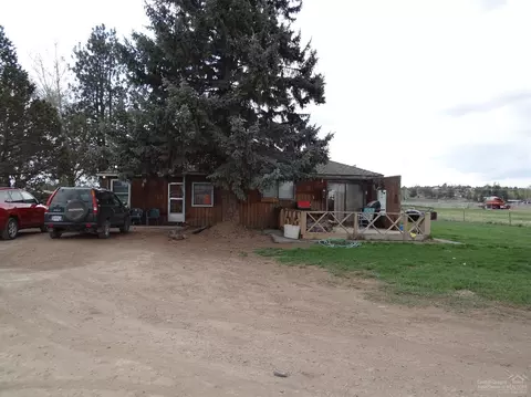 64935 Half Mile Ln, Bend, OR 97701 photo 2