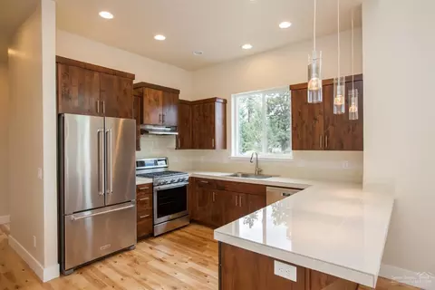 63366 Clearstone Dr, Bend, OR 97703 photo 4