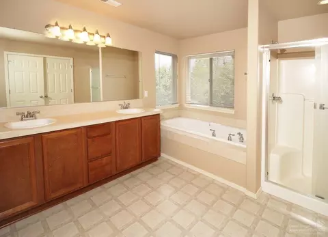 62004 Quail Run Pl, Bend, OR 97701 photo 12
