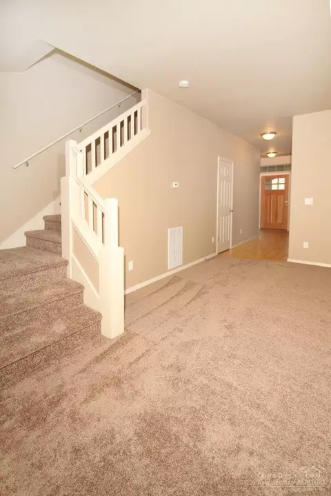 62004 Quail Run Pl, Bend, OR 97701 photo 8