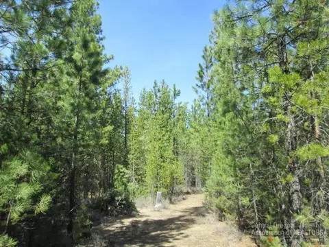51990 Mesquite Ct, La Pine, OR 97739 photo 4