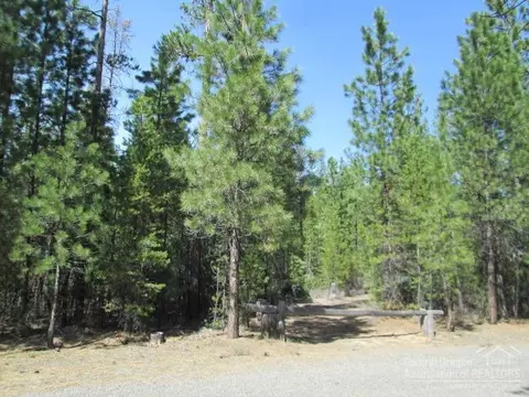 51990 Mesquite Ct, La Pine, OR 97739 photo 1