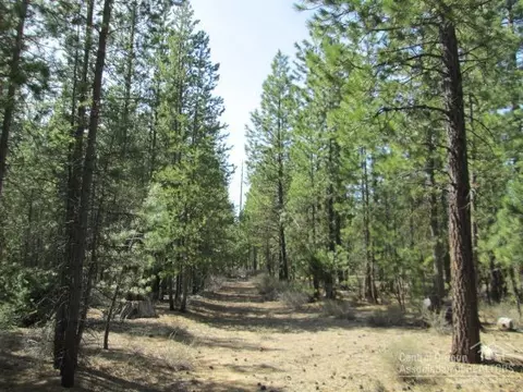 51990 Mesquite Ct, La Pine, OR 97739 photo 6