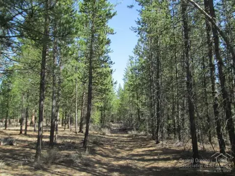 51990 Mesquite Ct, La Pine, OR 97739 photo 9