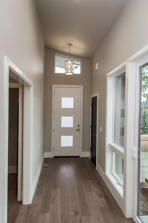1871 NW Fields St, Bend, OR 97703 photo 2