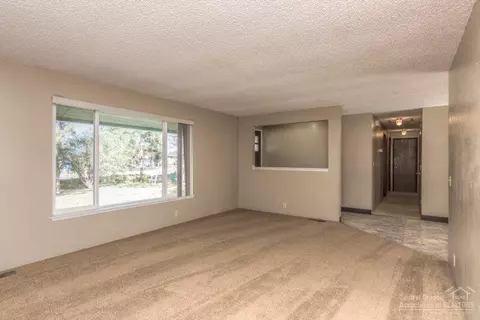 21309 Keyte Rd, Bend, OR 97701 photo 8