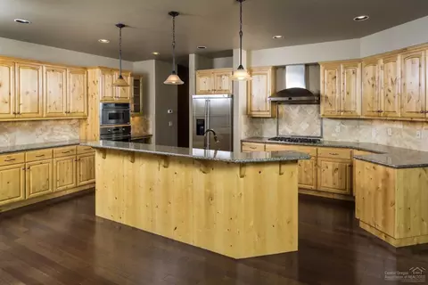 652 NW Powell Butte Loop, Bend, OR 97701 photo 5