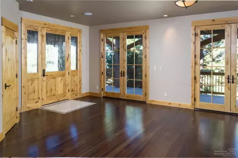 652 NW Powell Butte Loop, Bend, OR 97701 photo 3