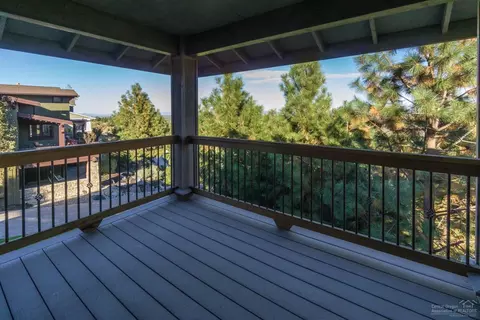 652 NW Powell Butte Loop, Bend, OR 97701 photo 17