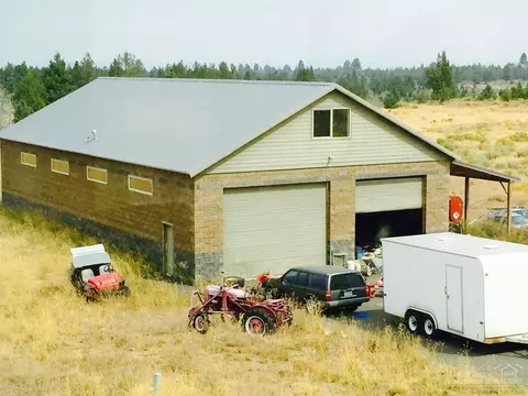 62105 Torkelson Rd, Bend, OR 97701 photo 19