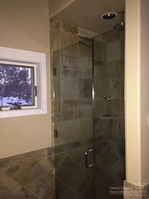 62105 Torkelson Rd, Bend, OR 97701 photo 10