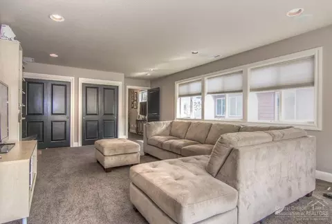 20090 Stonegate Dr, Bend, OR 97702 photo 13