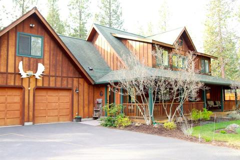 415 E Wapato Loop, Sisters, OR 97759 photo 2