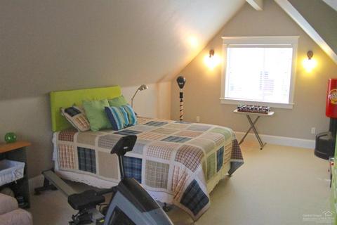 415 E Wapato Loop, Sisters, OR 97759 photo 17