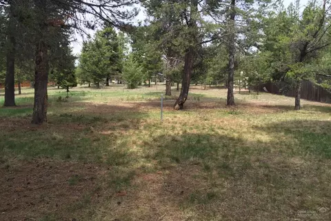 15920 Frances Ln, La Pine, OR 97739 photo 11