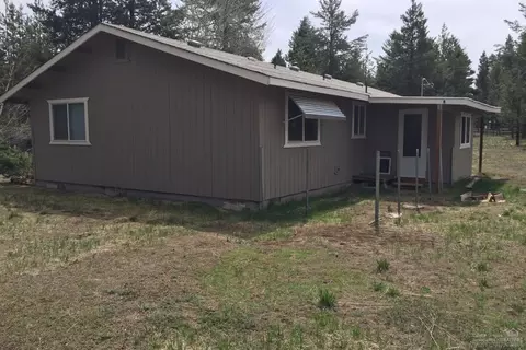 15920 Frances Ln, La Pine, OR 97739 photo 10
